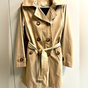 Michael Kors Trench coat with detachable lining and hood. Size S.
